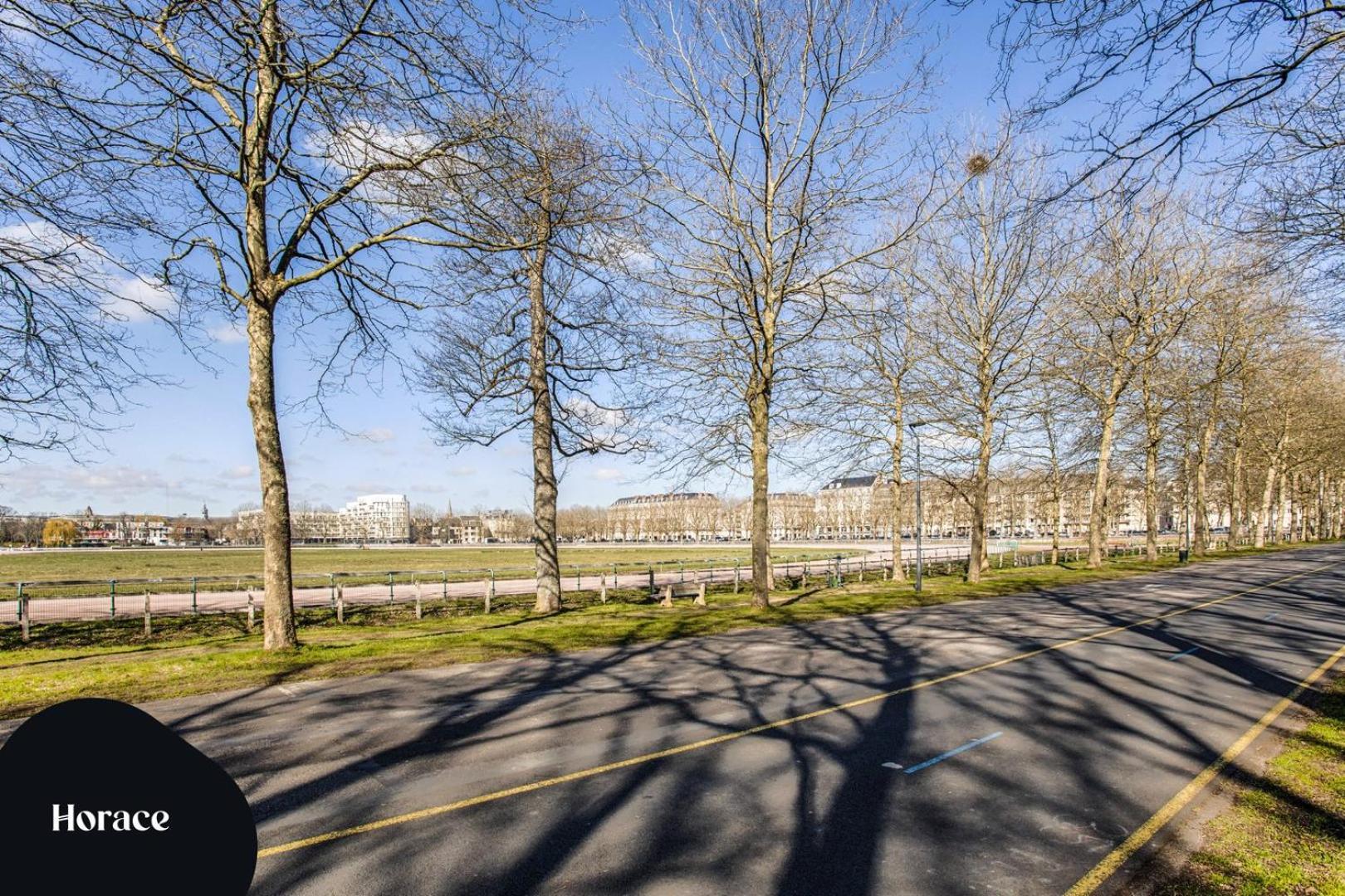 Panoramic Suite Unique View & Private Parking Caen Exteriör bild